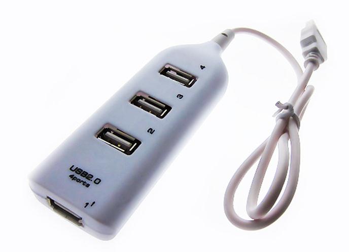 Micro-USB는 터치 장치에 연결하고 어댑터를 통해 왼쪽 USB는 주전원에 연결되고 오른쪽은 플래시 드라이브에 연결됩니다